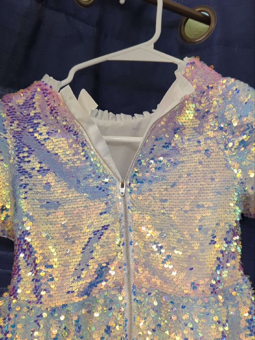 Quince Iridescent Sequence dress-Girls Size 6 -white/Multicolor - Picture 2 of 8